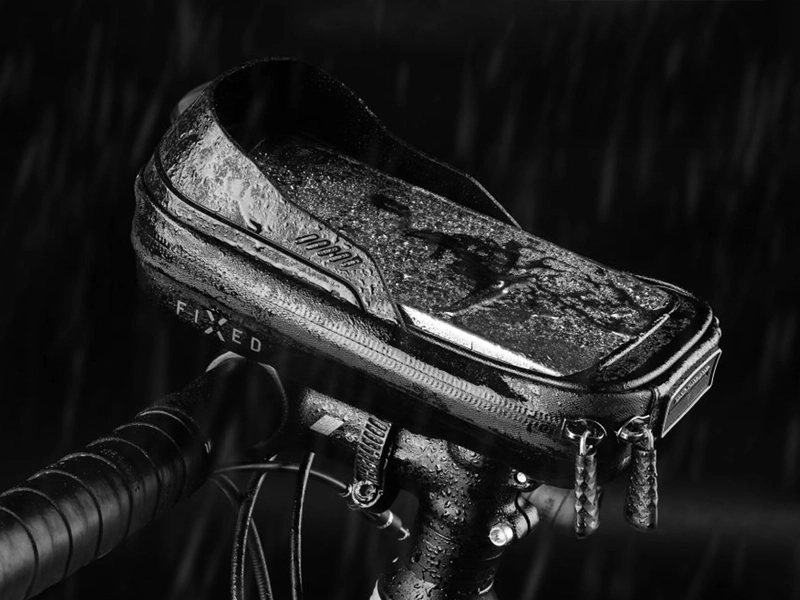 Fixed_bikee_bag2_black vodeodolné