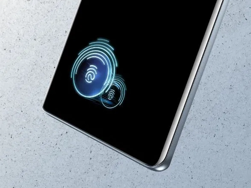 Motorola_Edge_50_Fusion_forrest_blue ochrana