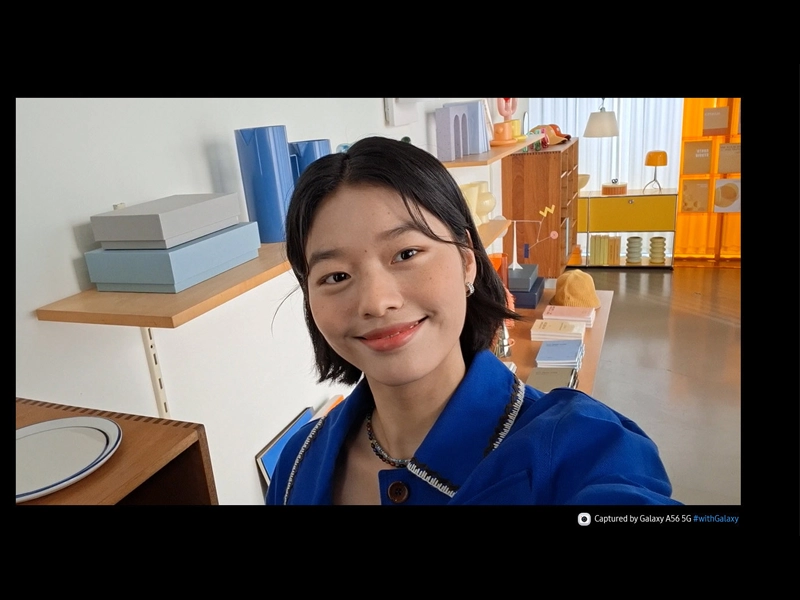 Samsung Galaxy A56 selfie fotografie.