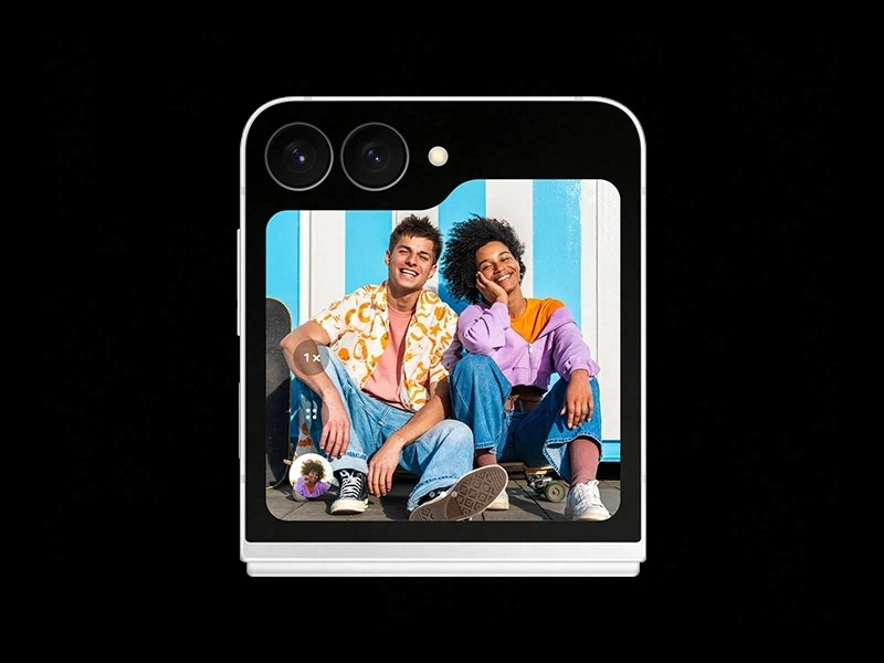 50pm-selfie-Galaxy-Z-Flip-7-FE-5G_1752146720