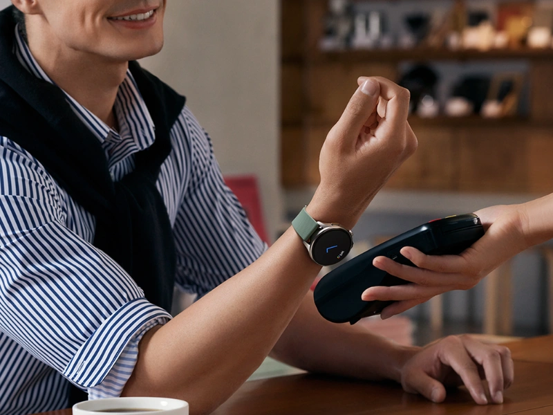 Plaťte pohodlne hodinkami Xiaomi Watch 5 vďaka podpore Google Wallet.