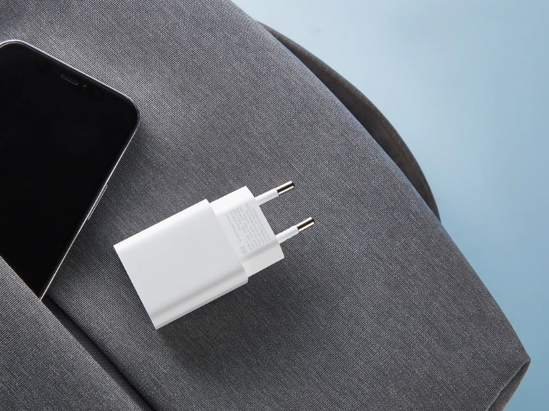 Nabíjačka Mi 20W Charger disponuje technológiu Power Delivery.