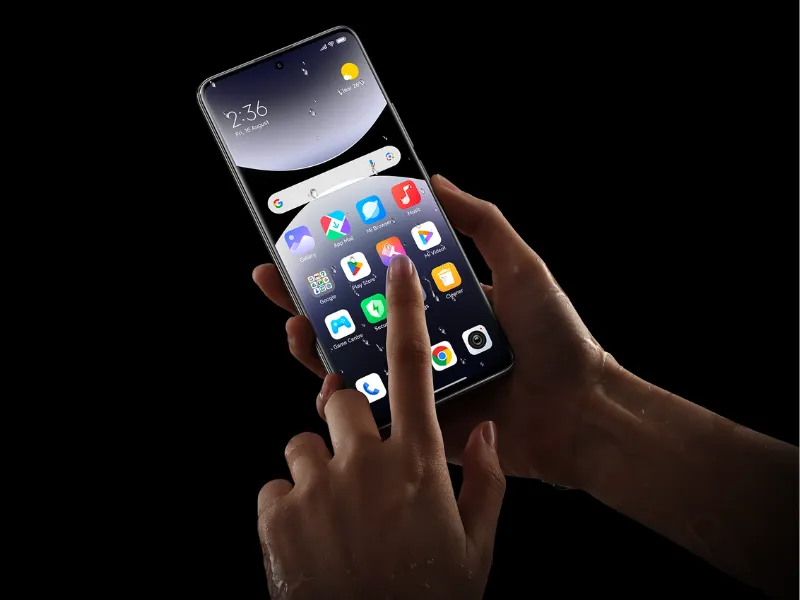 MImoriadne odolná koštrukcia telefónu Redmi Note 14 Pro+ 5G zaručí bezpečné používanie za každých okolností.