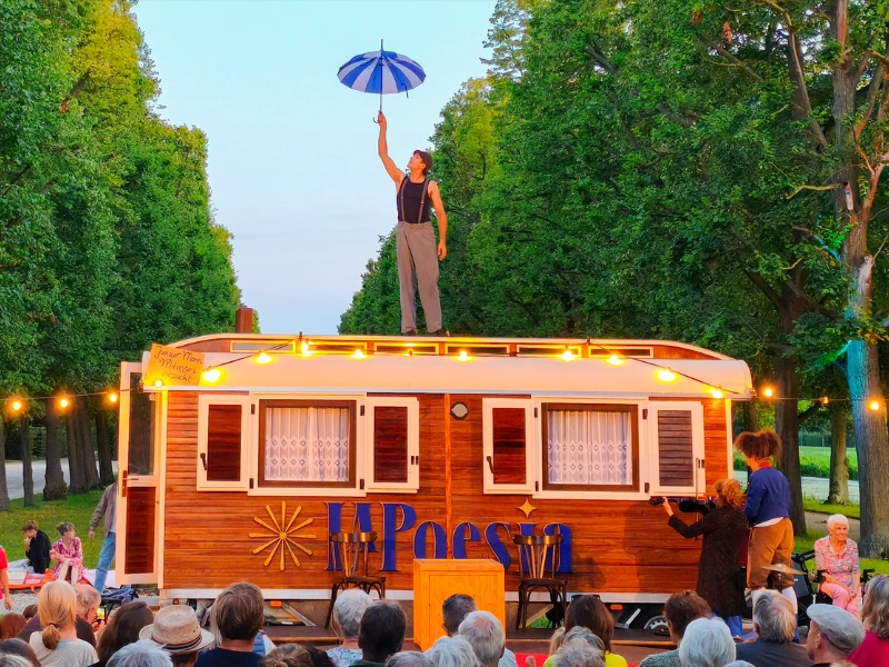 S telefónom Xiaomi 15T Prp prekonáte priestor a zachytíte obľúbeného speváka alebo nezabudnuteľné životné okamihy tak, akoby ste stáli hneď vedľa nich.