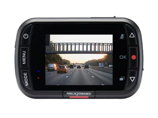 Pripojte Rear Window Camera k hlavnej kamere a t si automaticky nastav rozlenie, aby mohla nahrvať dva zznamy sčasne.
