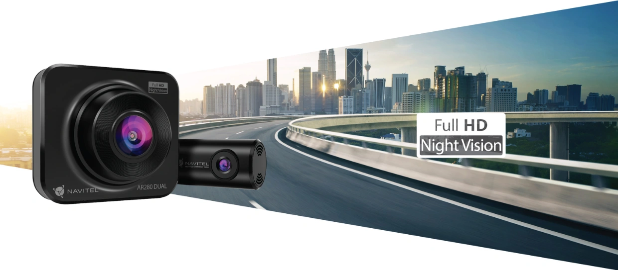Autokamere NAVITEL AR280 DUAL neunikne žiadny dôležitý detail.