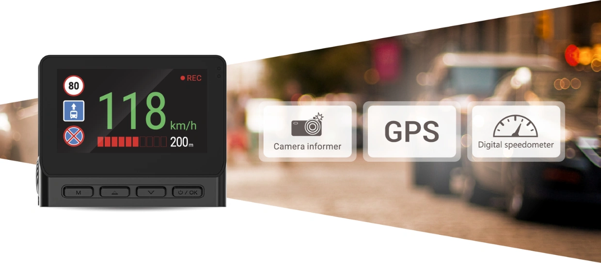 Autokamera NAVITEL R990 GPS disponuje GPS inform&aacute;torom.