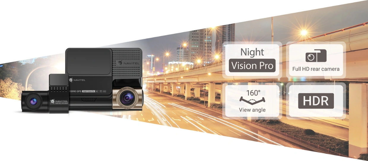 Vďaka 2 kamer&aacute;m DVR syst&eacute;mu NAVITEL RS990 GPS z&iacute;skate prehľad o diani pred a za vozdilom s&uacute;časne.