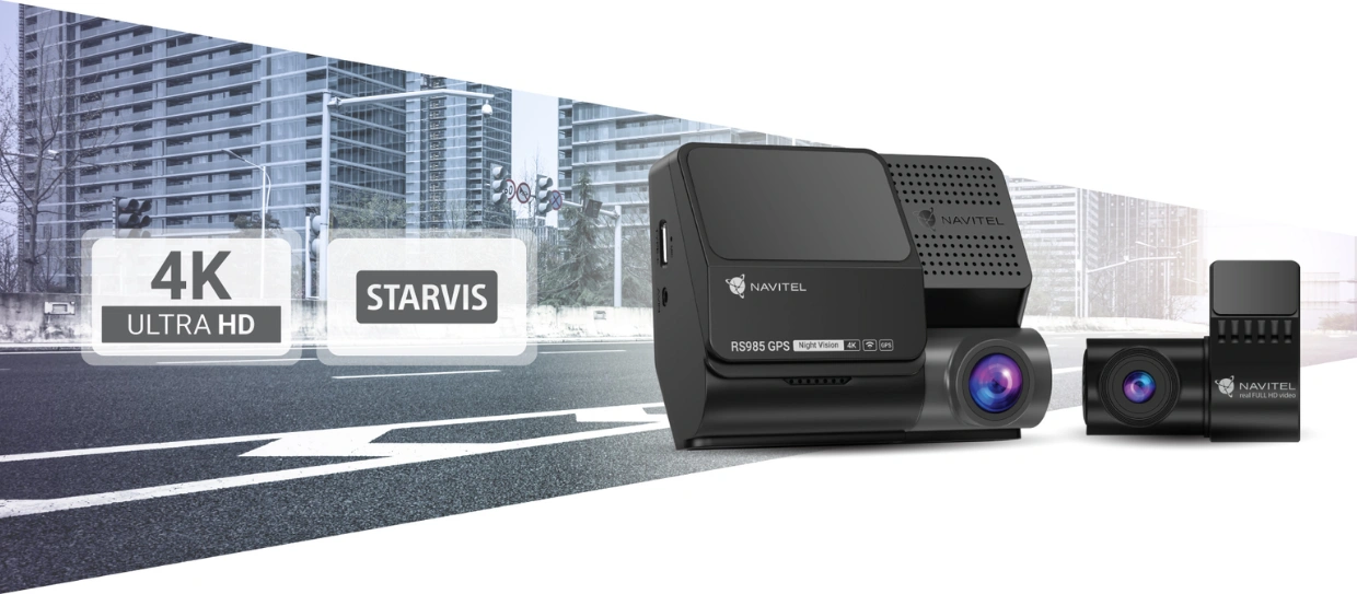 Autokamere NAVITEL RS985 GPS neunikne žiadny dôležitý detail.