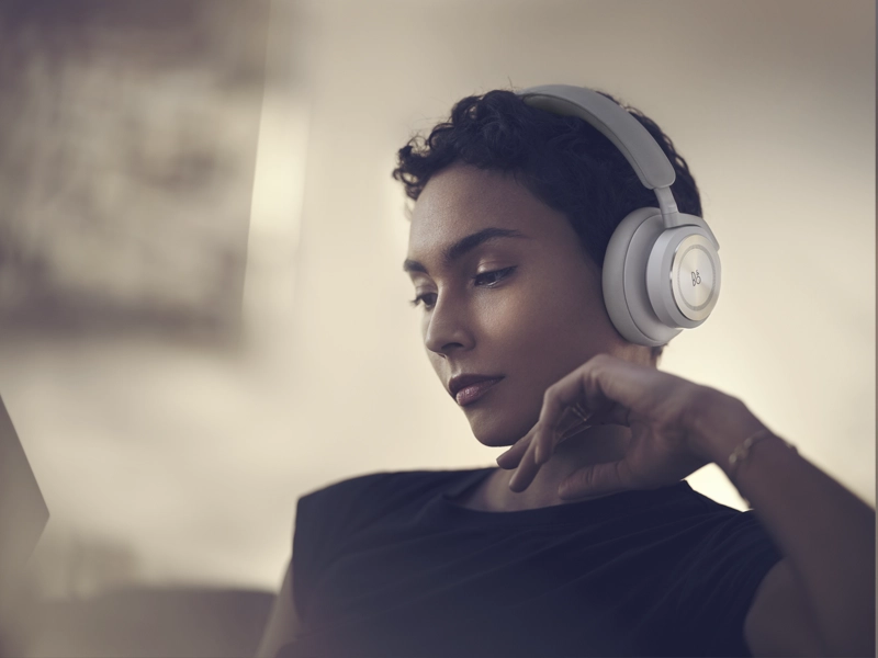 Beoplay_HX_Gold_Tone bezdrôtové slúchadlá