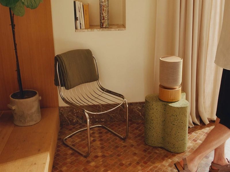 Beosound_balance_natural_oak_repro