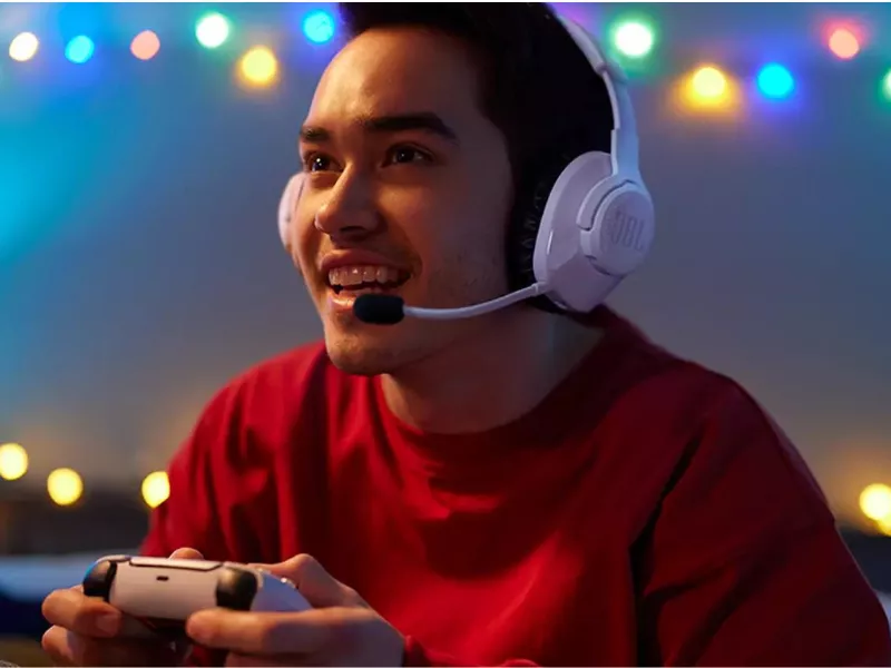 JBL_Quantum_360P_Gaming_1
