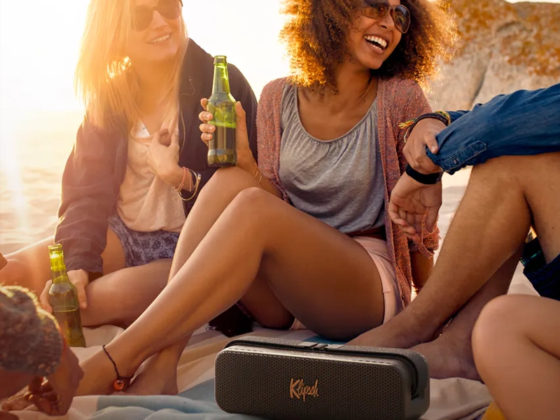 Klipsch_Detroit_strap