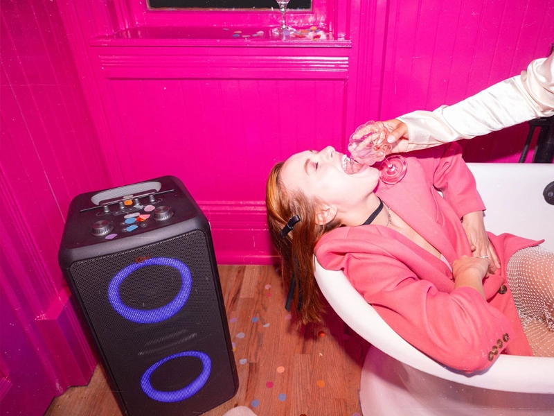 Klipsch_Miami_party_repro