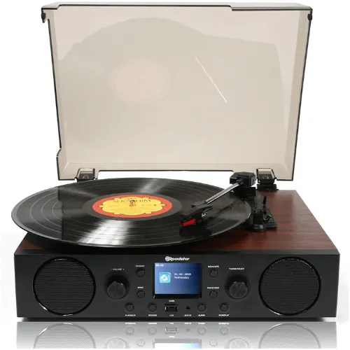 Gramofón Roadstar TTR-8850ED+BT splní každú vašu požiadavku na hudbu od starýc vinylov až po hudobné pecky na CéDečkách.