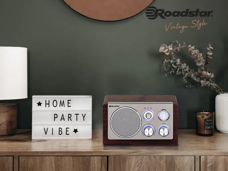 Vintage dizajn Roadstar HRA 1245N/WD vás dokonale očarí.