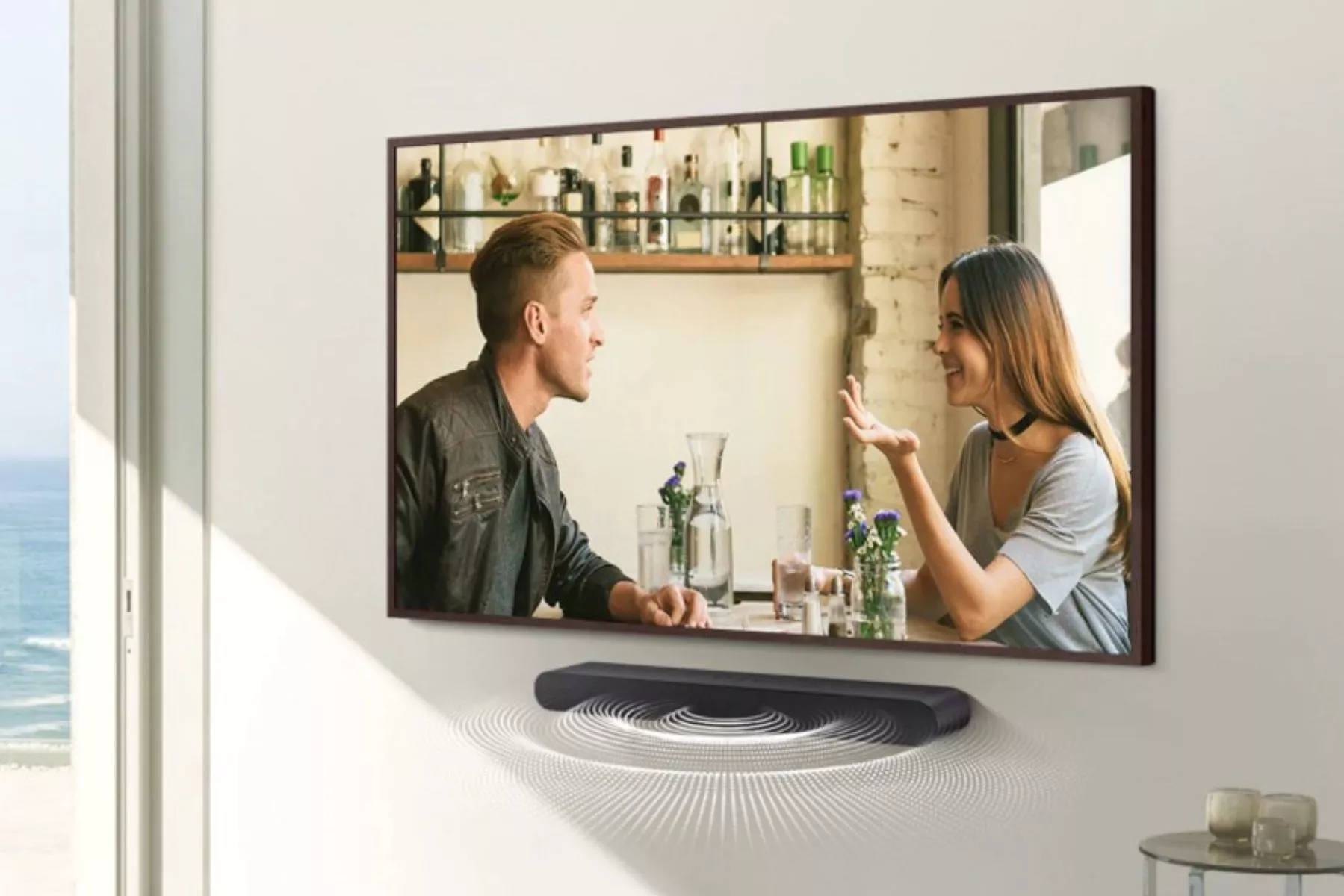 6-SoundBar-Samsung-HWS50B_Vstavaný stredový reproduktor
