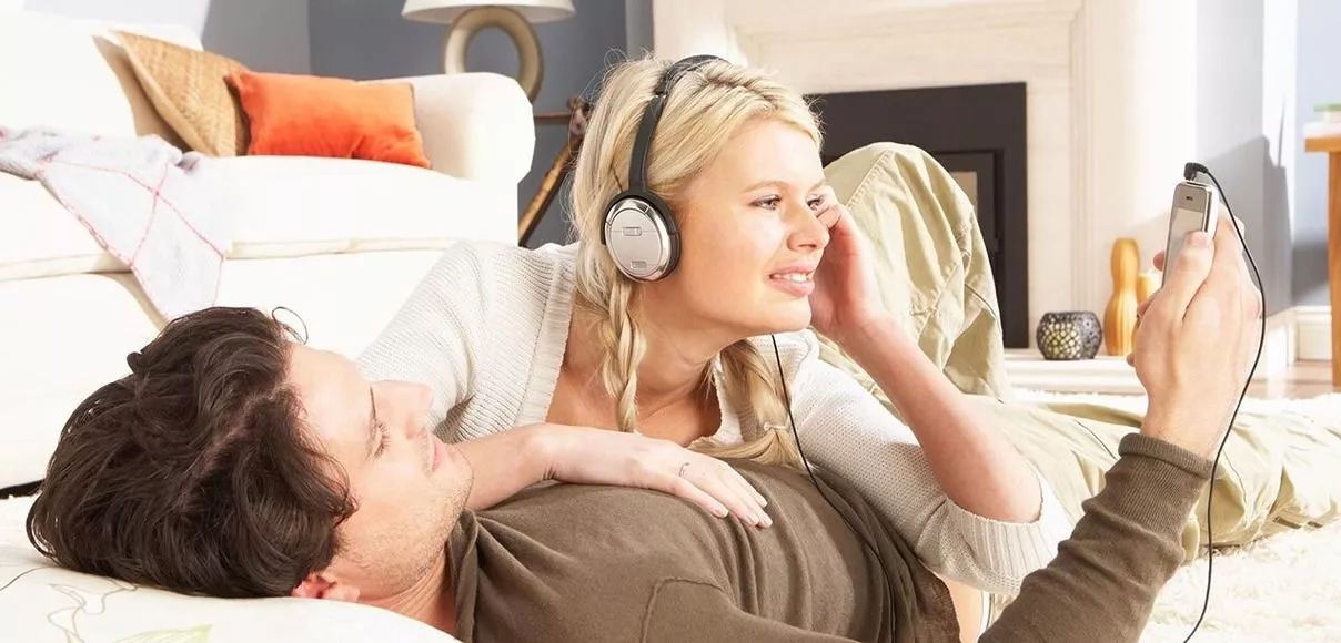 MP3/MP4 prehr&aacute;vač Sencor pre pr&iacute;jemn&eacute; chv&iacute;le