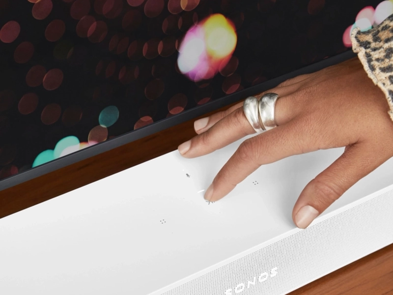 Sonos_Beam_white dotykové ovládanie