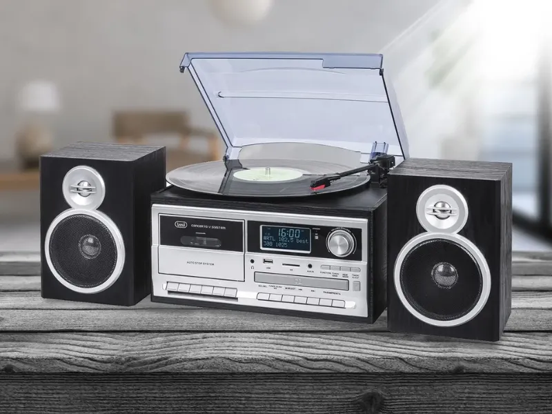 Nie je vinylová platňa, s ktorou by si Stereo HIFI systém Trevi TT 1072 DAB Black neporadil.