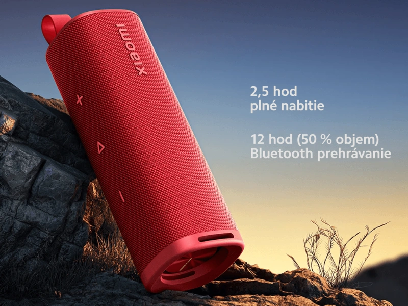 2 600 mAh batéria reproduktora Xiaomi Sound Outdoor 30W zvládne až 12 hodín prehrávania.
