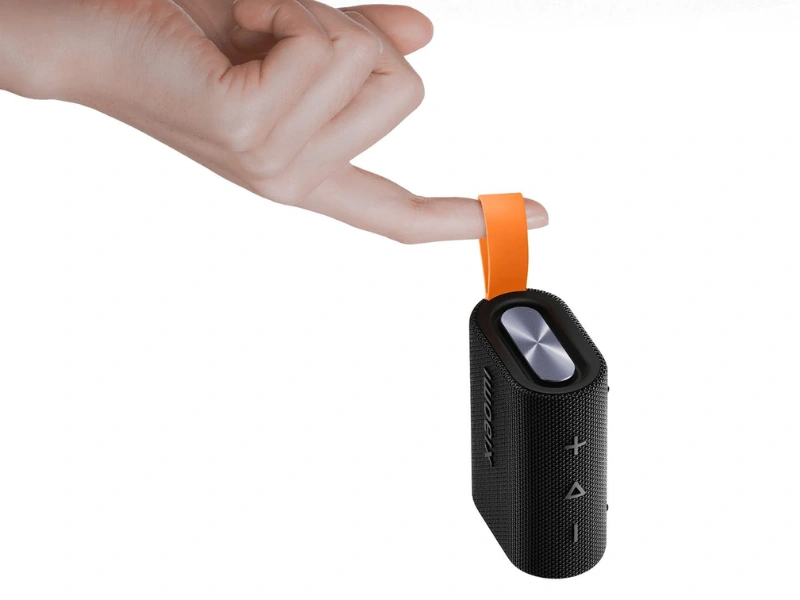 Reproduktor Xiaomi Sound Pocket 5W má kompaktné rozmery a váži približne 200 g.