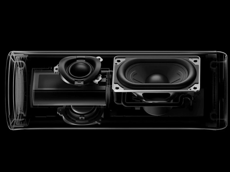 Výnimočný zvuk reproduktora Xiaomi Bluetooth Speaker zaisťuje výkon 40 W a tlak 93 dB.