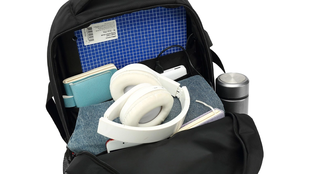 Batoh Yenkee YBB 1502.