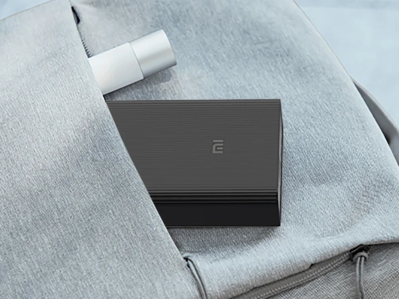 Xiaomi 18W Power Bank 30000mAh je vhodná na kemping aj turistiky.
