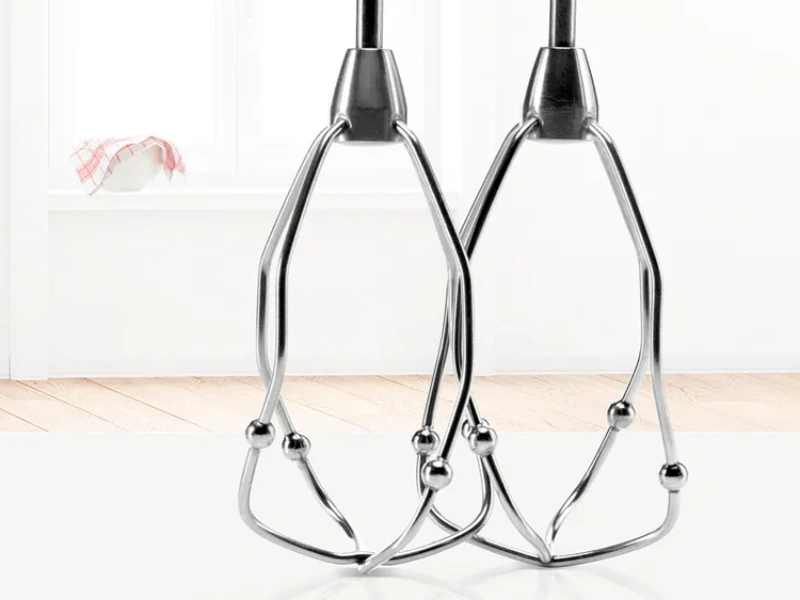 Pomocou metiel FineCreamer priprav&iacute;te so &scaron;ľahačom Bosch MFQ4070 dokonal&eacute; dezerty.