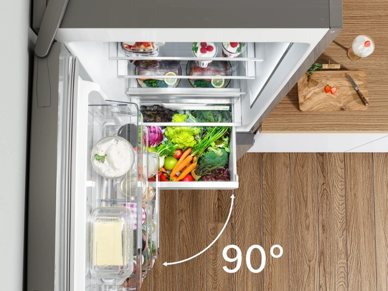 Technol&oacute;gia Perfect Fit umožn&iacute; bezprobl&eacute;mov&eacute; otv&aacute;ranie chladničky Bosch KGN397ICT.