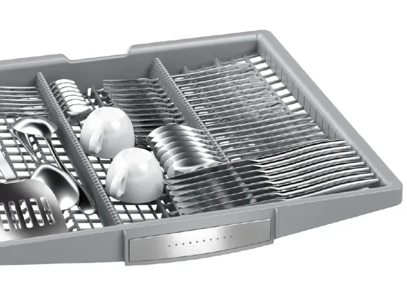 VarioDrawer nahradí v dolnom koši príborový košík, vďaka čomu umývačka Bosch SMS4EVI08E pojme až 14 štandardných súprav riadu.