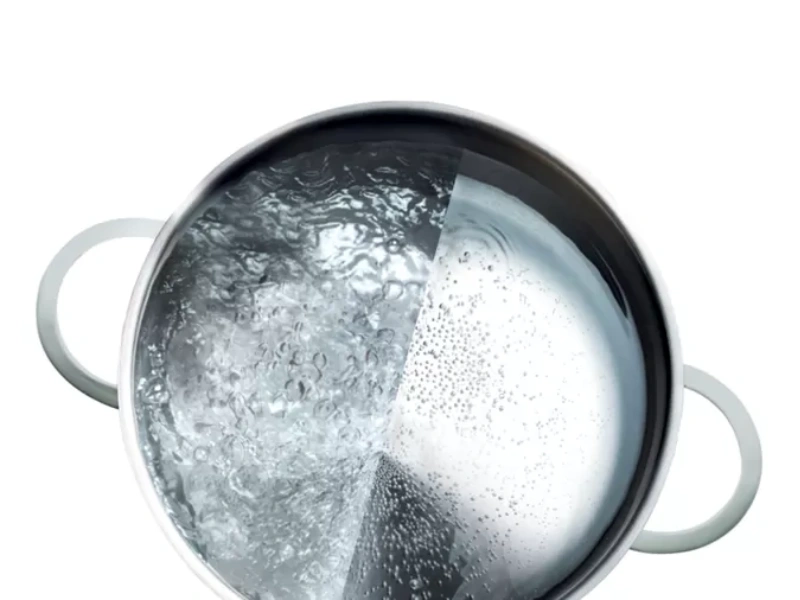 Siahnite po praktickej funkcii PowerBoost, ktorá zvýši výkon varnej dosky Bosch PVS811B16E a v porovnaní so štandardným ohrevom dokáže vodu zohriať takmer o 35 % rýchlejšie.