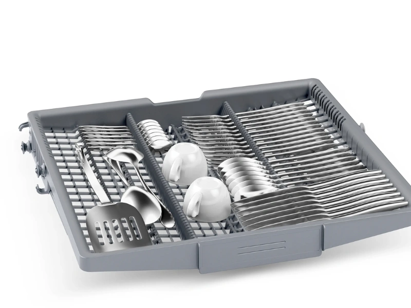 Z&aacute;suvka VarioDrawer v um&yacute;vačke Bosch SMH4ECX27E zabezpeč&iacute; viac miesta v spodn&yacute;ch ko&scaron;och.