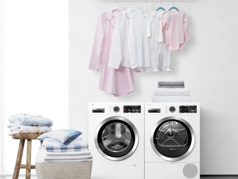 Inteligentné senzory funkcie Auto Dry nepretržite merajú teplotu a vlhkosť náplne, vďaka čomu práčka so sušičkou Bosch WNG24401BY šetrne usuší bielizeň na požadovanú úroveň.