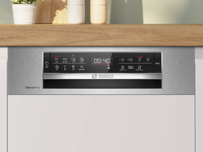 Kr&aacute;tky program 60 &deg;C umyje riad v um&yacute;vačke Bosch SPI6EMS21E za menej ako 90 min&uacute;t.