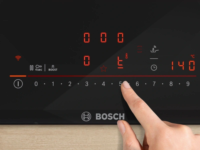 S funkciou DirectSelect+ nastavíte varné zóny aj výkon na varnej doske Bosch PIE63KHC1Z jediným dotykom.
