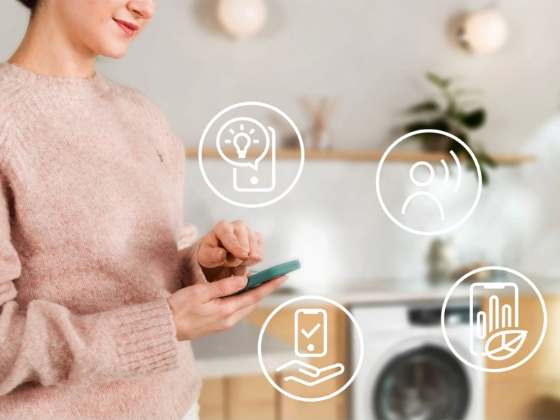 Spredu plnen&uacute; pr&aacute;čku Electrolux EW7F4485CQ m&ocirc;žete ovl&aacute;dať na diaľku pomocou aplik&aacute;cie Electrolux.