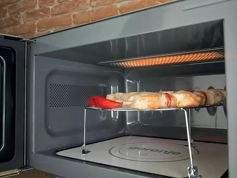 Mikrovlnná rúra Gorenje s grilom