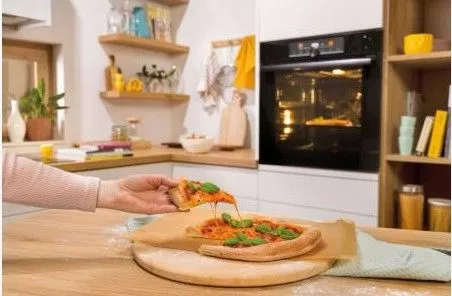 pizza-Vstavana-rura-Gorenje-BOSX6737E09BG