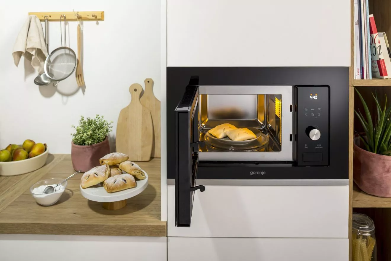 Mikrovlnka Gorenje s funkciou StepBake