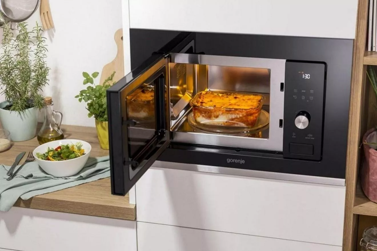 Mikrovlnka Gorenje s funkciou grilu