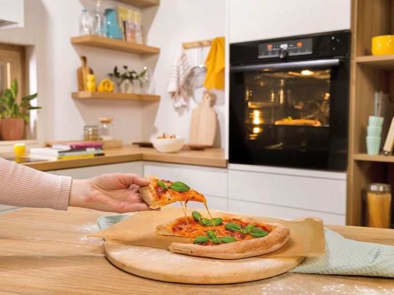 Rúra Gorenje s programom na pečenie pizze