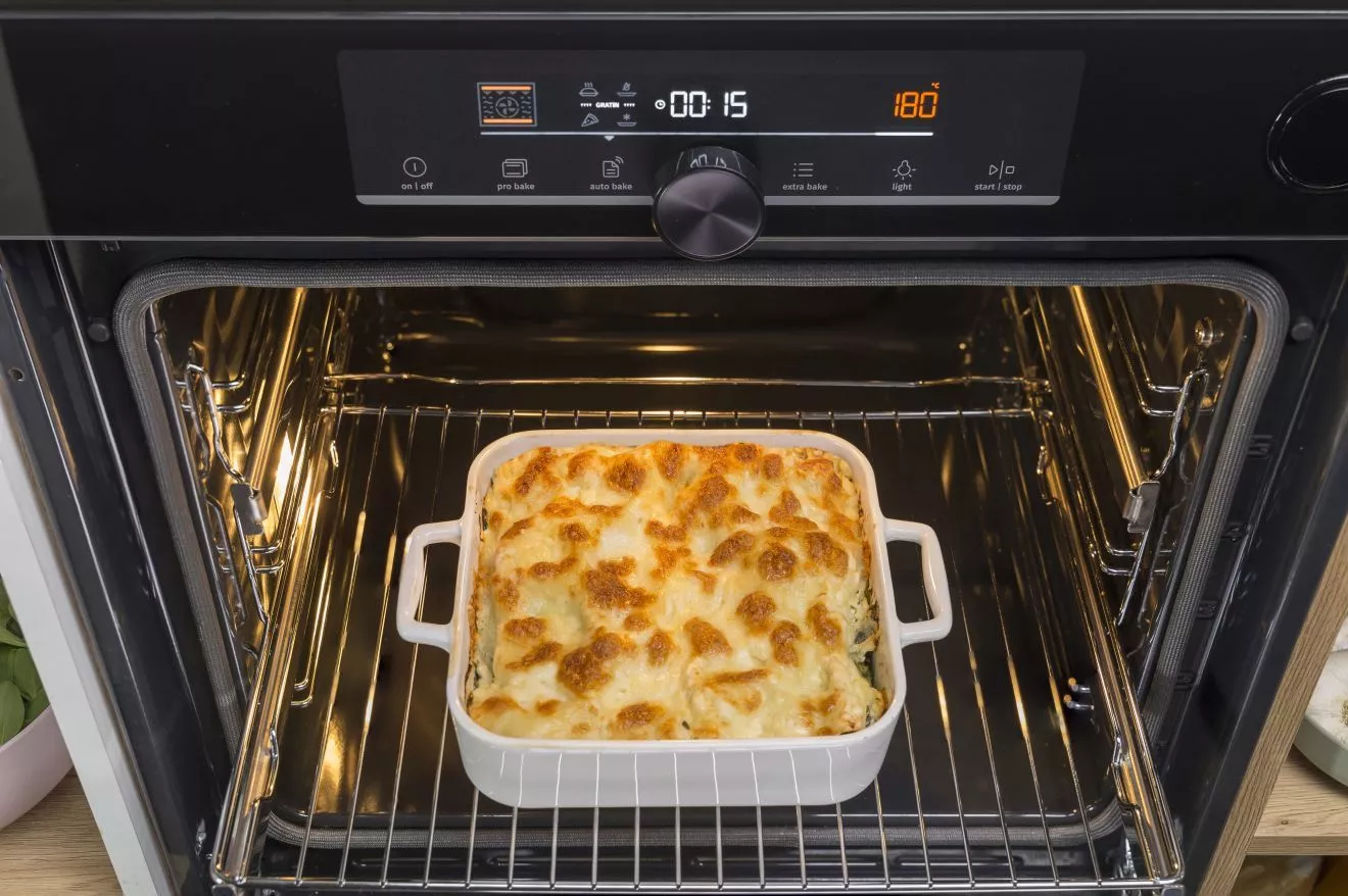 Elektrická rúra Gorenje s gratinovaním pre chrumkavú kôrku