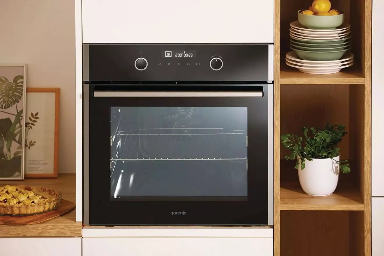 Elektrická rúra Gorenje s efektívnym riadením tepla