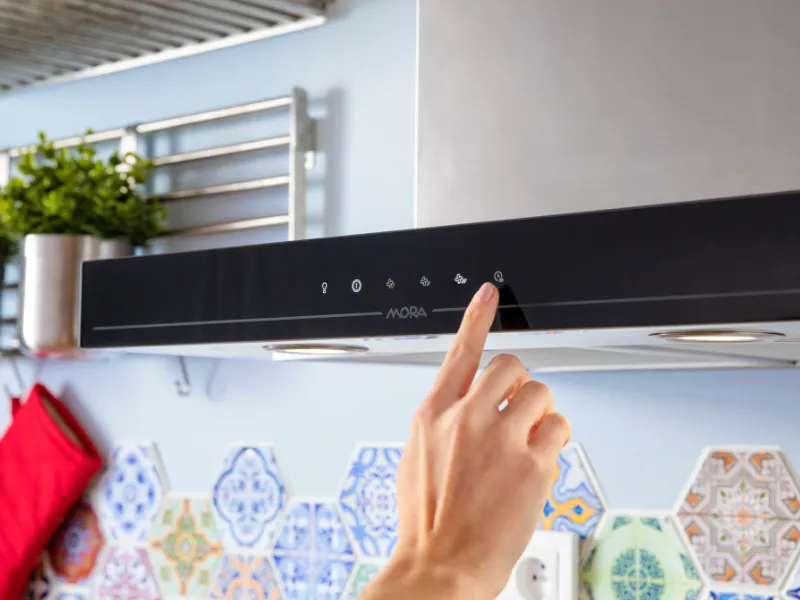 S výkonom odťahu až 350 m³/h digestor Mora OT 652 GB1 účinne odstráni nepríjemné zápachy už za pár minút.