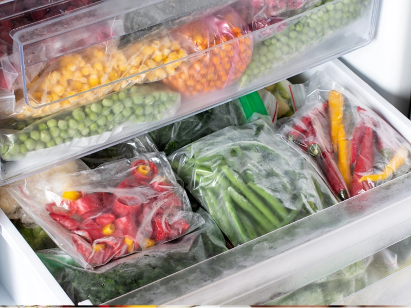 Mora_CMD_3234_S_mraziaca_cast