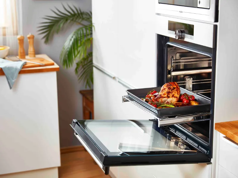 Výsuvné teleskopické rošty rúry Mora VTS 556 DB, pre zvýšenú ochranu a lepšiu manipuláciu s plechmi.