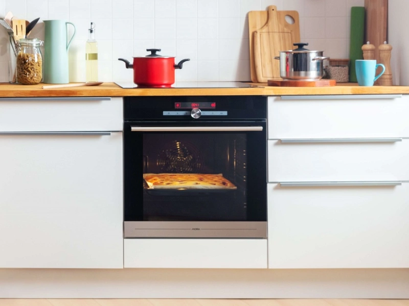 Mimoriadne efektívne pečenie a nízka spotreba energie rúry Mora VTCS 556 BXB