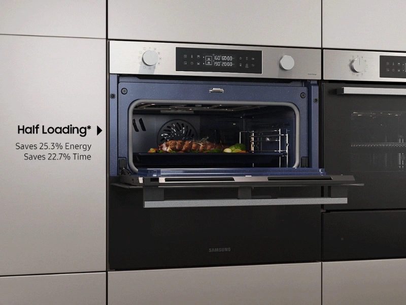 Od romantickej večere pre dvoch až po veľkolepú hostinu pre celú rodinu neexistuje výzva, s ktorou by si rúra Samsung NV7B4545VAS/U3 so systémom Flexible Door neporadila.